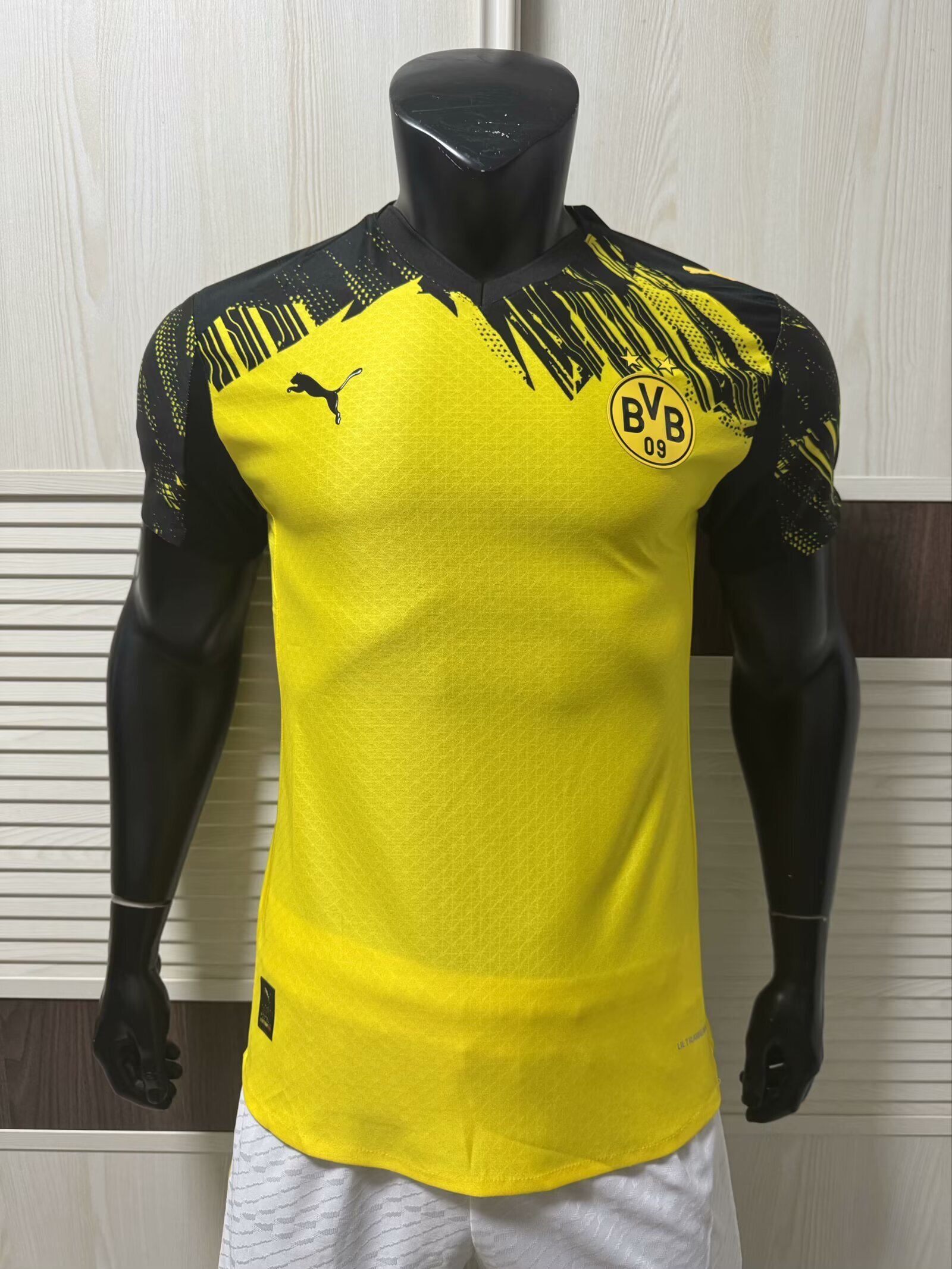Borussia Dortmund 25/26 Home Replica Junior Jersey